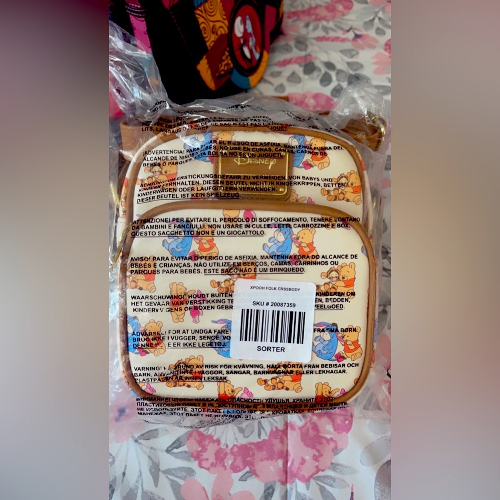 Small Winnie the Pooh crossbody